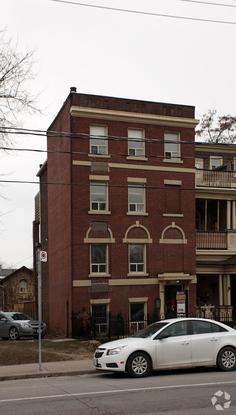 Building Photo - 181-183 Gerrard St E