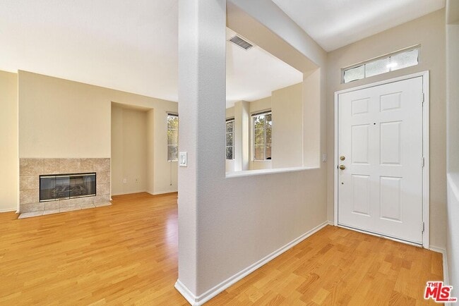 Foto del edificio - 28058 Dickason Dr