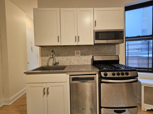 Building Photo - 1 bedroom in NEW YORK NY 10032