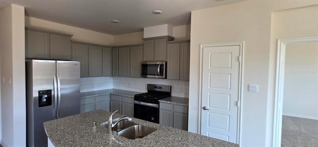 Foto del edificio - 4125 Sky Dr