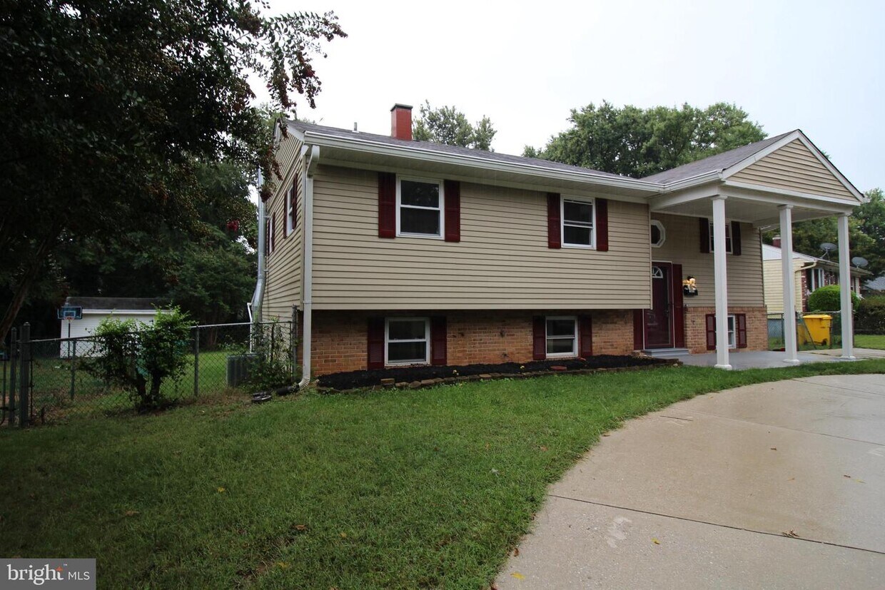 5635 Torquay Reach, Linthicum Heights, MD 21090 House Rental in