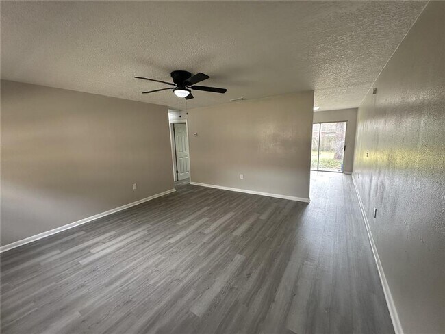 Foto del edificio - 457 Beech Ave