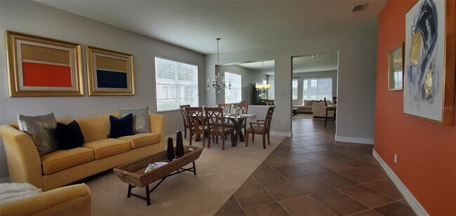 Building Photo - 10151 Chorlton Cir