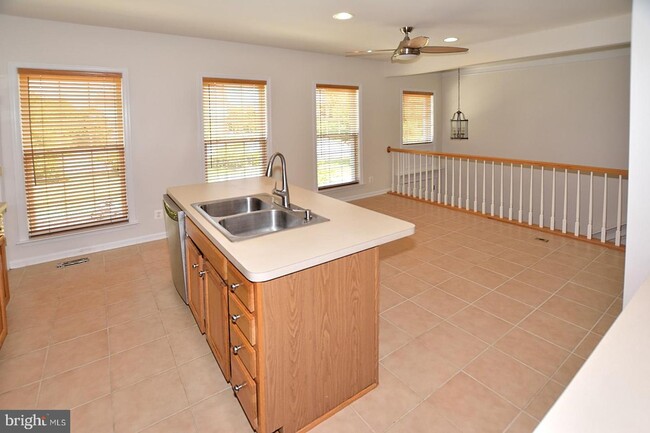 Building Photo - 5077 Sapphire Sky Ln