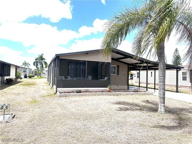 Foto del edificio - 26416 East Dr