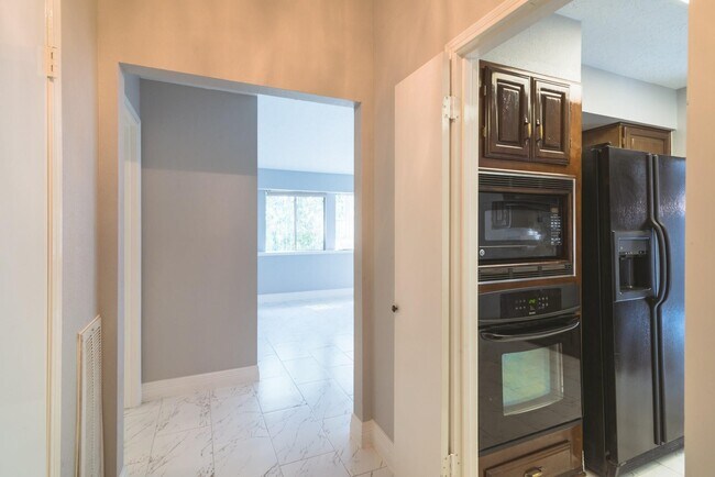 Foto del edificio - 25535 Wingfield Ln