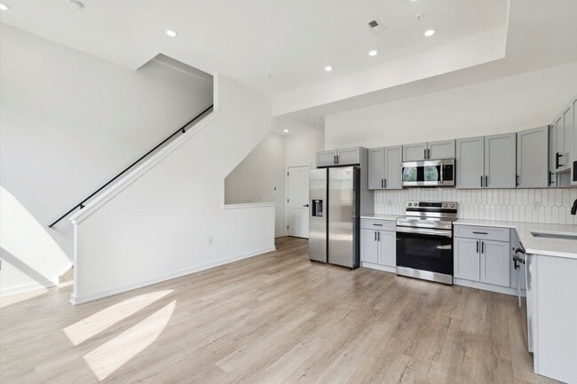 Foto del edificio - 1535 N Sydenham St