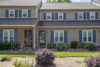 Building Photo - 2519 Hitchcock Dr