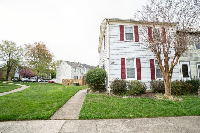 Foto del edificio - 7857 Parthian Ct