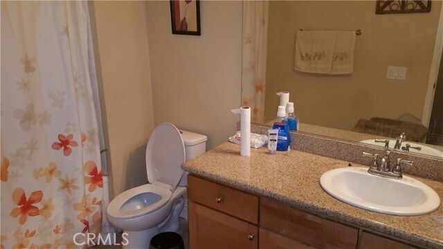 Foto del edificio - 22681 Oak Grove Dr