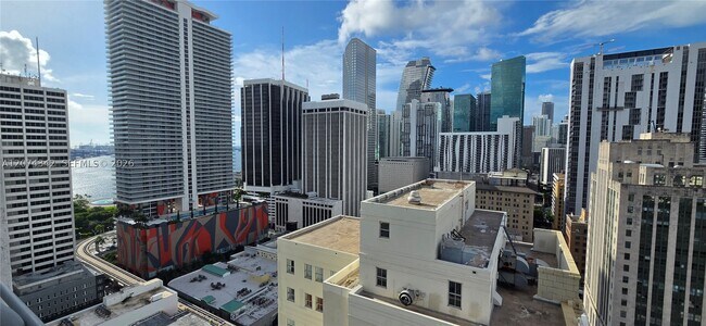 Foto del edificio - 133 NE 2nd St