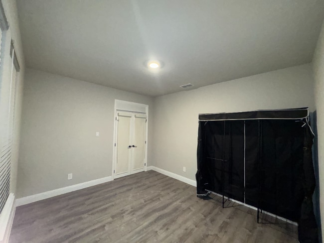 Photo - 1400 Razorbill Rd House