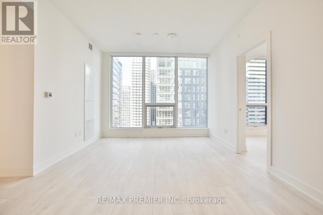 Building Photo - 35 Mercer St