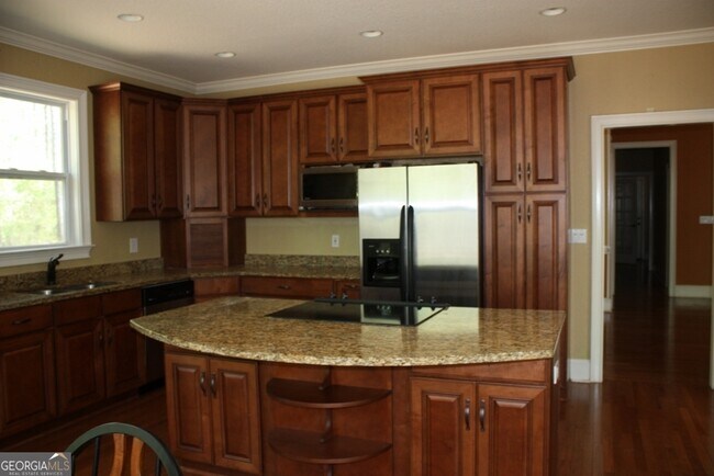 Foto del edificio - 207 Lakeview Ct
