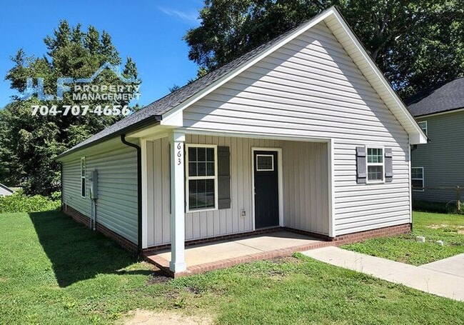 Building Photo - 3/2 Ranch in Kannapolis!