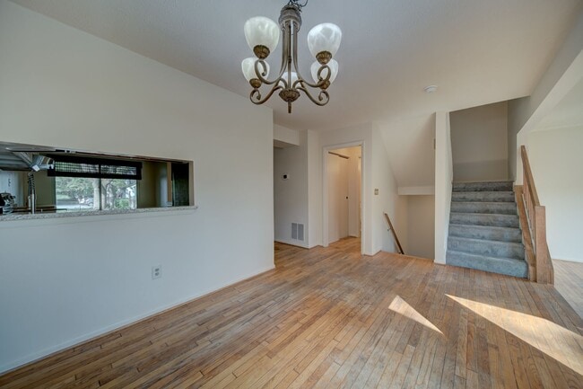 Foto del edificio - Live in One of America’s Best Places – Stu...
