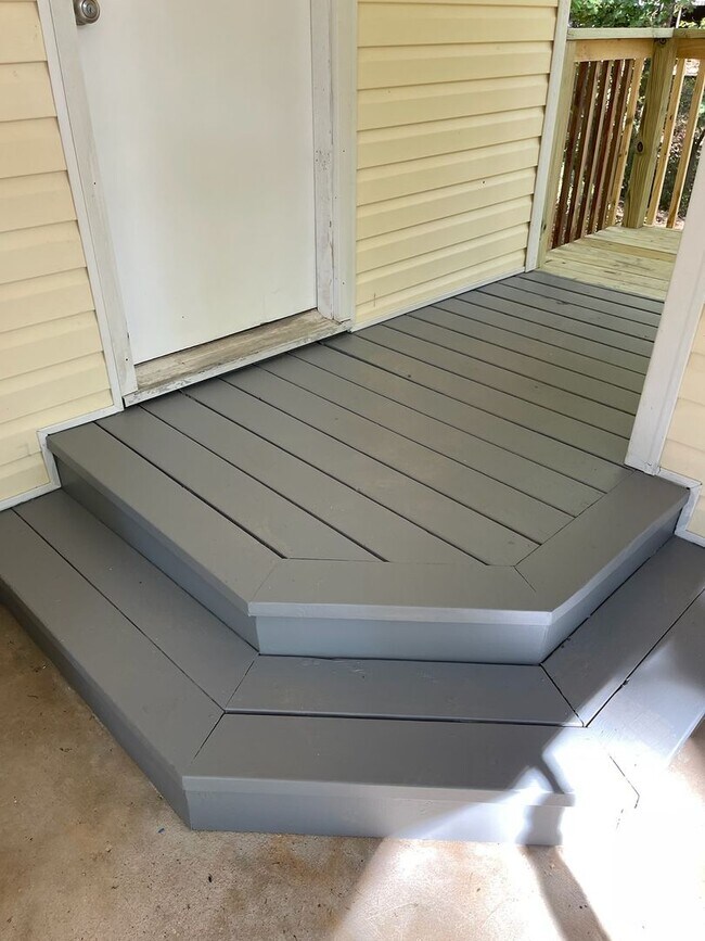 Foto del edificio - Cutie and move-in ready