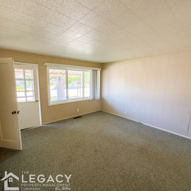 Building Photo - Welcome Home