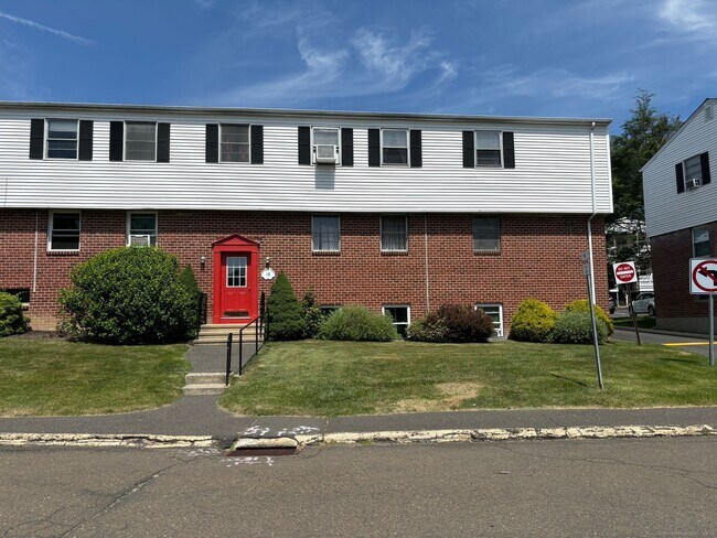 Foto del edificio - 18 Fairview Dr