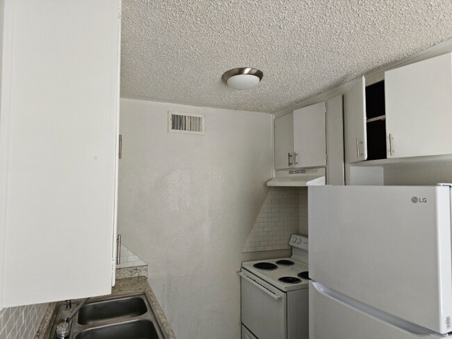 Foto del edificio - 306 N Gilmer St