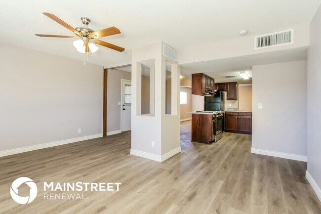 Building Photo - 3414 W Cholla St