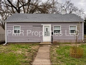 Building Photo - 6604 Seward St