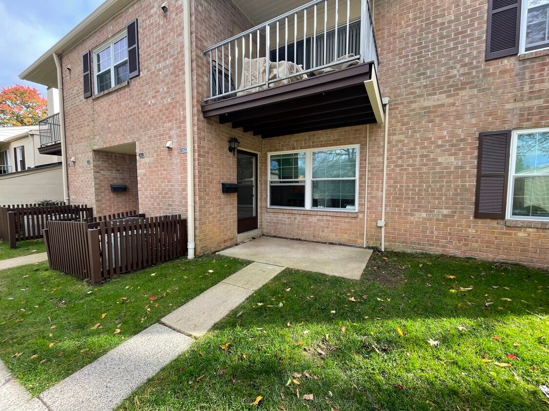 362 Old Xing Unit 362, Devon, PA 19333 Apartments at 362 Old