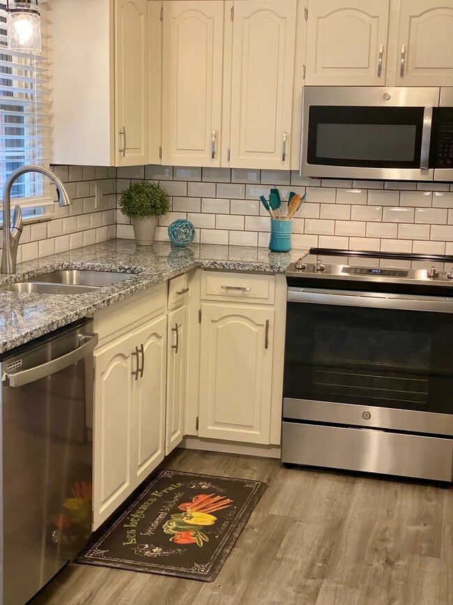 kitchen - 1202 NW 6th St