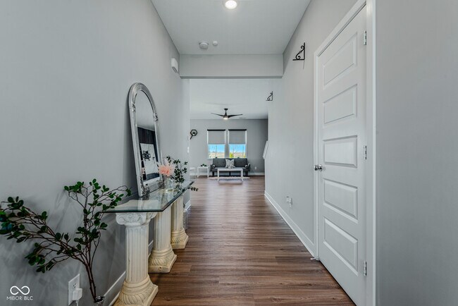 Foto del edificio - 144 Bluestem Ln
