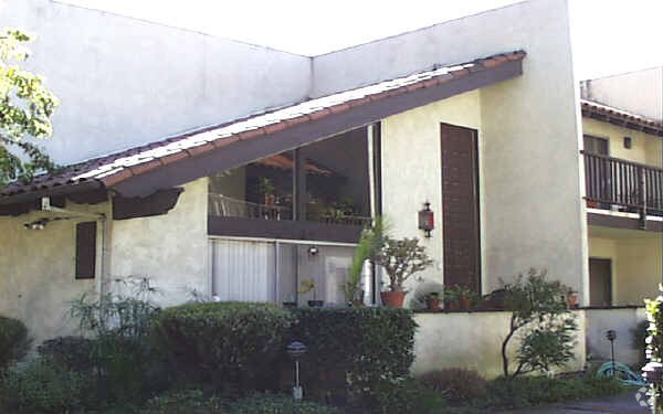 Foto principal - 2733-2739 Harbor Blvd