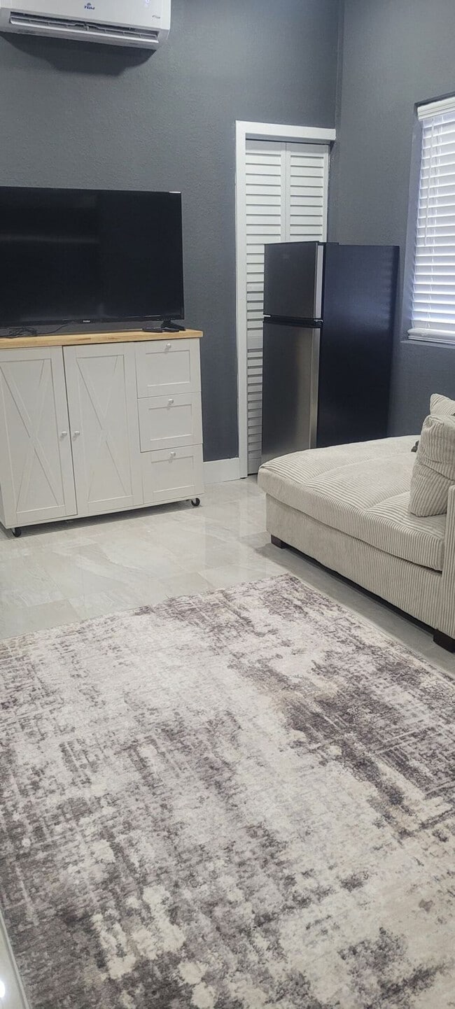 Foto del edificio - 3764 SW 153rd Pl