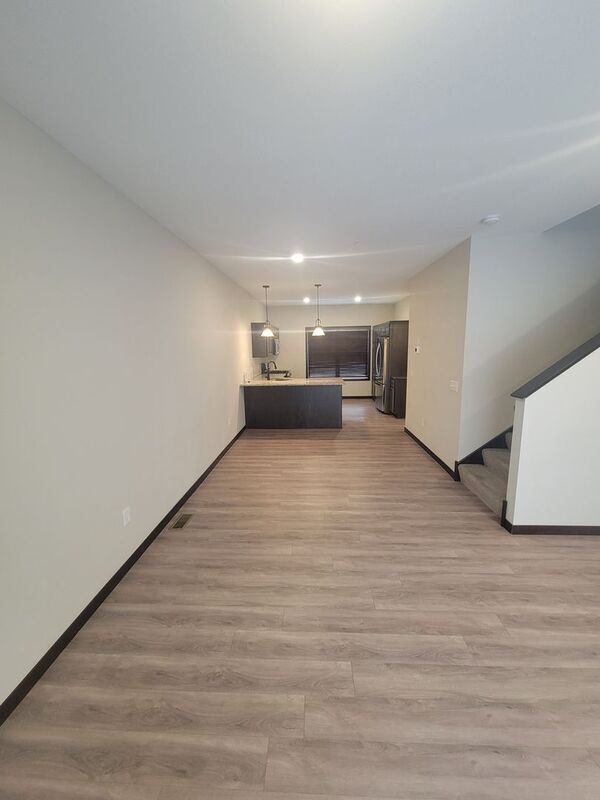 Foto del edificio - 10280 3rd St NE