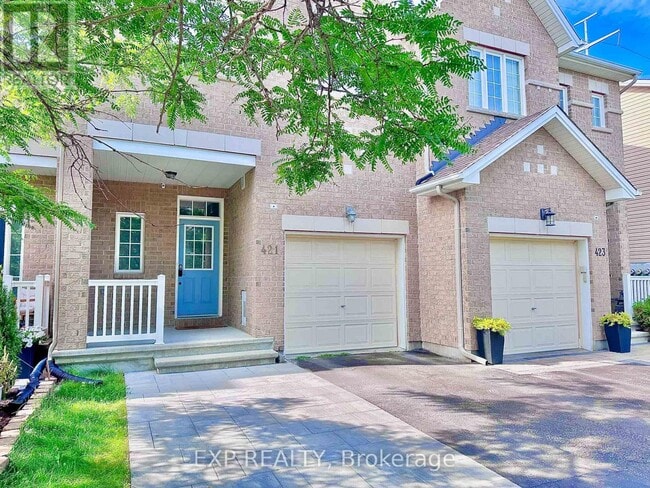 Building Photo - 421 Foxhall Way