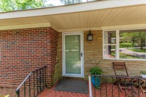 Building Photo - 2408 Hiawassee Rd