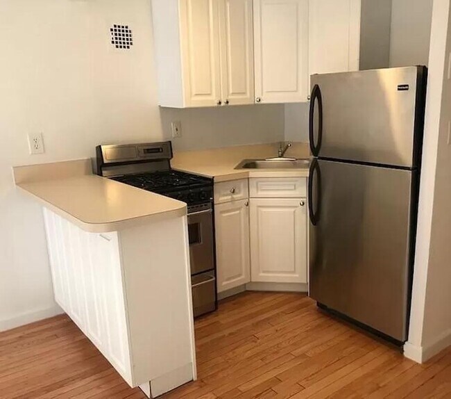 Foto del edificio - 210-220 E 22nd St