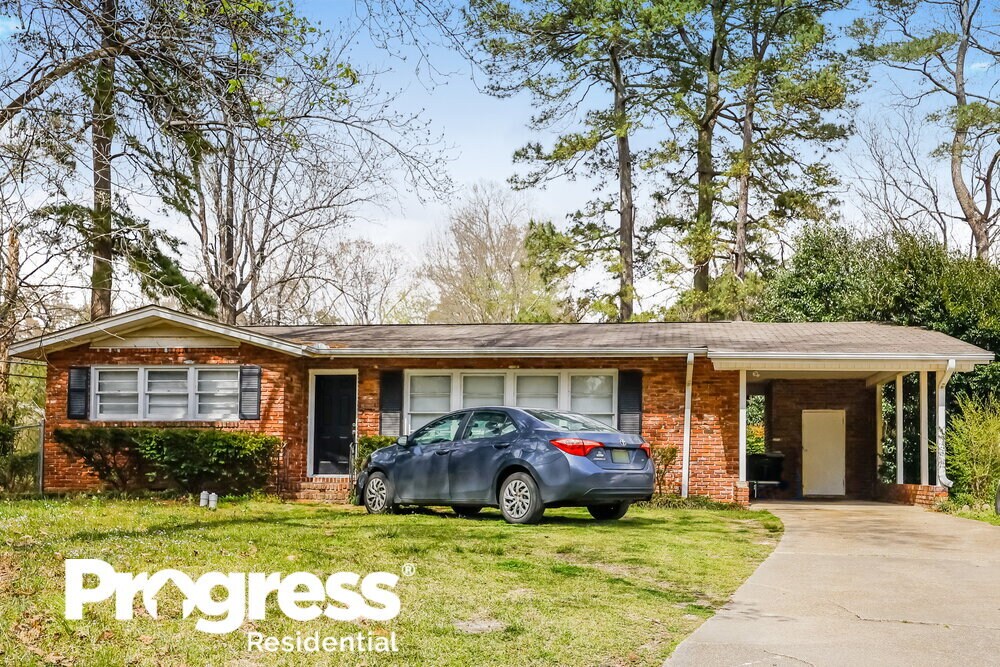Primary Photo - 845 Glen Oak Dr