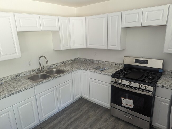 Foto del edificio - 6 Southwood Ct
