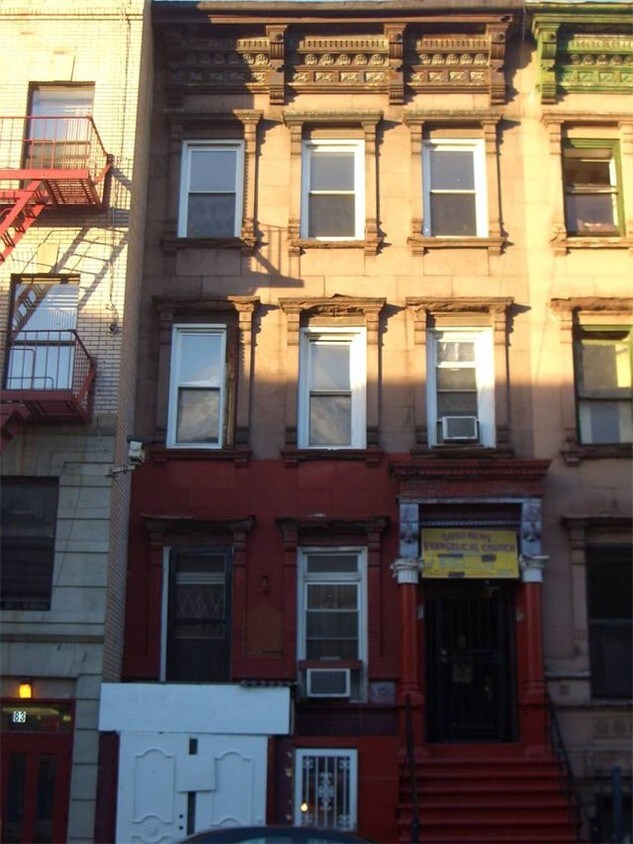 Primary Photo - 81 W 118th St