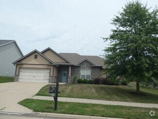 Building Photo - 3811 Flatwater Dr