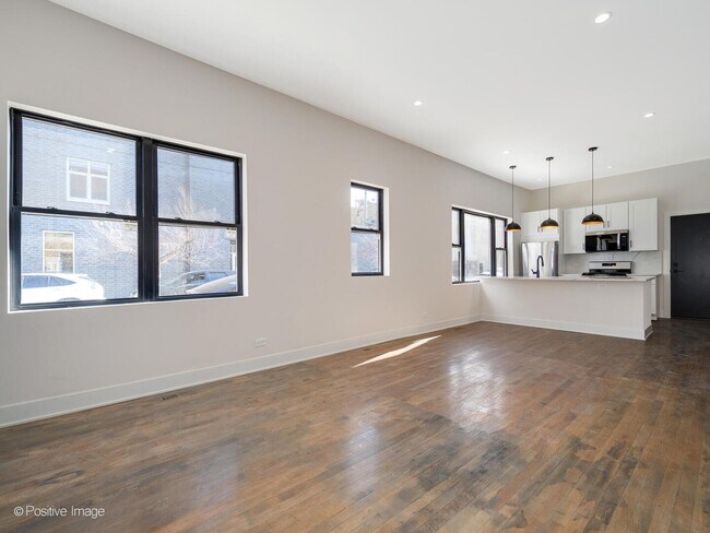 Foto del edificio - 846 N Ashland Ave