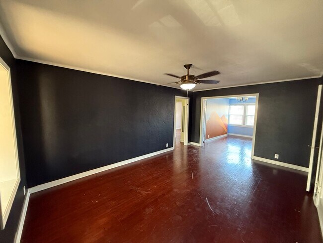 Foto del edificio - 12 E 50th St