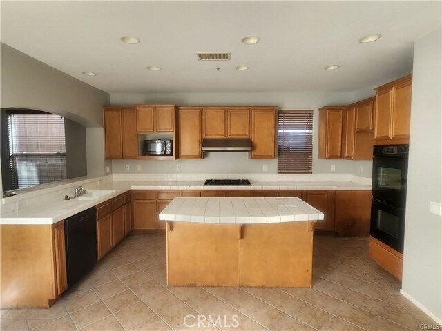 Foto del edificio - 5503 Martingale Way