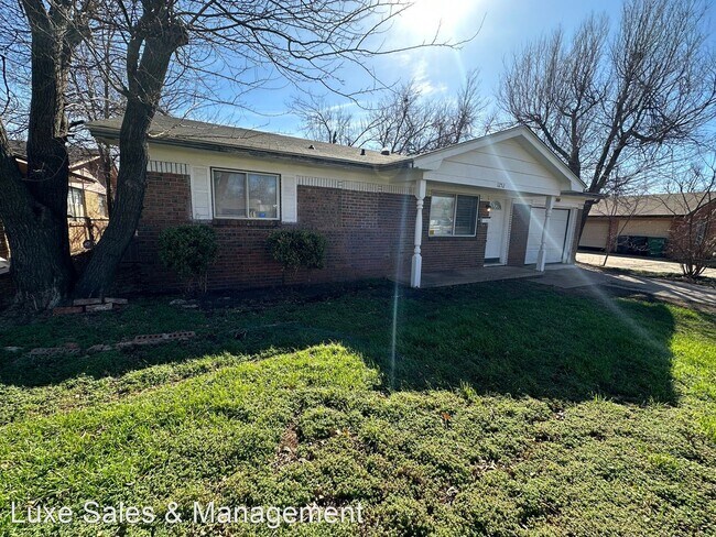 Building Photo - 3 br, 1 bath House - 1252 NW 101st Street