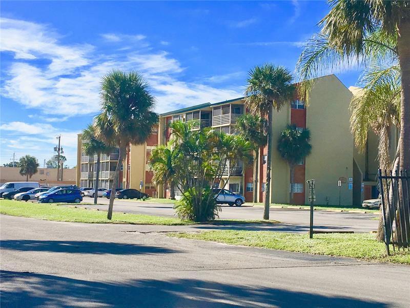 3600 NW 21st St, Lauderdale Lakes, FL 33311 Townhome Rentals in
