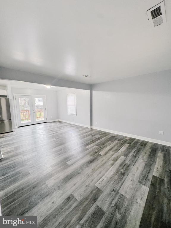 Foto del edificio - 6 Courtside Ln
