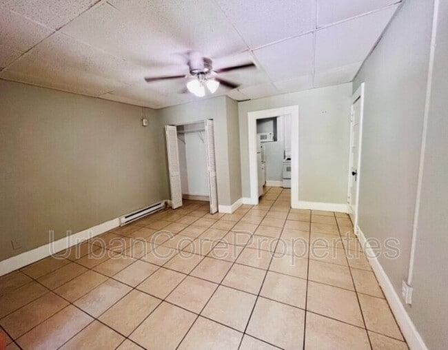 Foto del edificio - 354 13th Ave NE