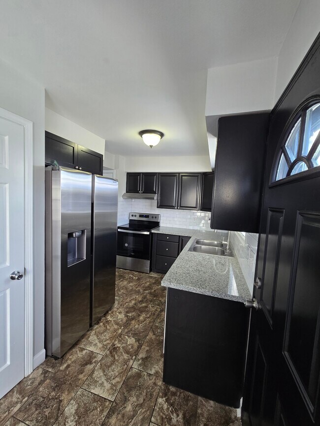 Foto del edificio - 5839 S Illinois Ave