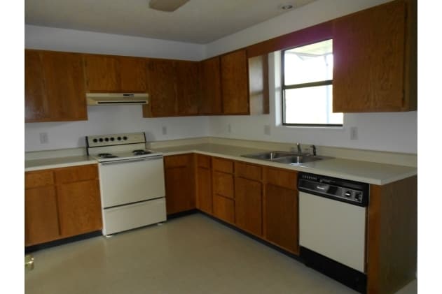 Building Photo - Spring Valley Apartments