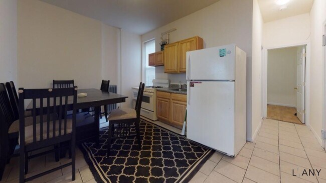 Foto del edificio - 2333 Arthur Ave