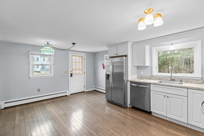 Foto del edificio - 323 Flagg St